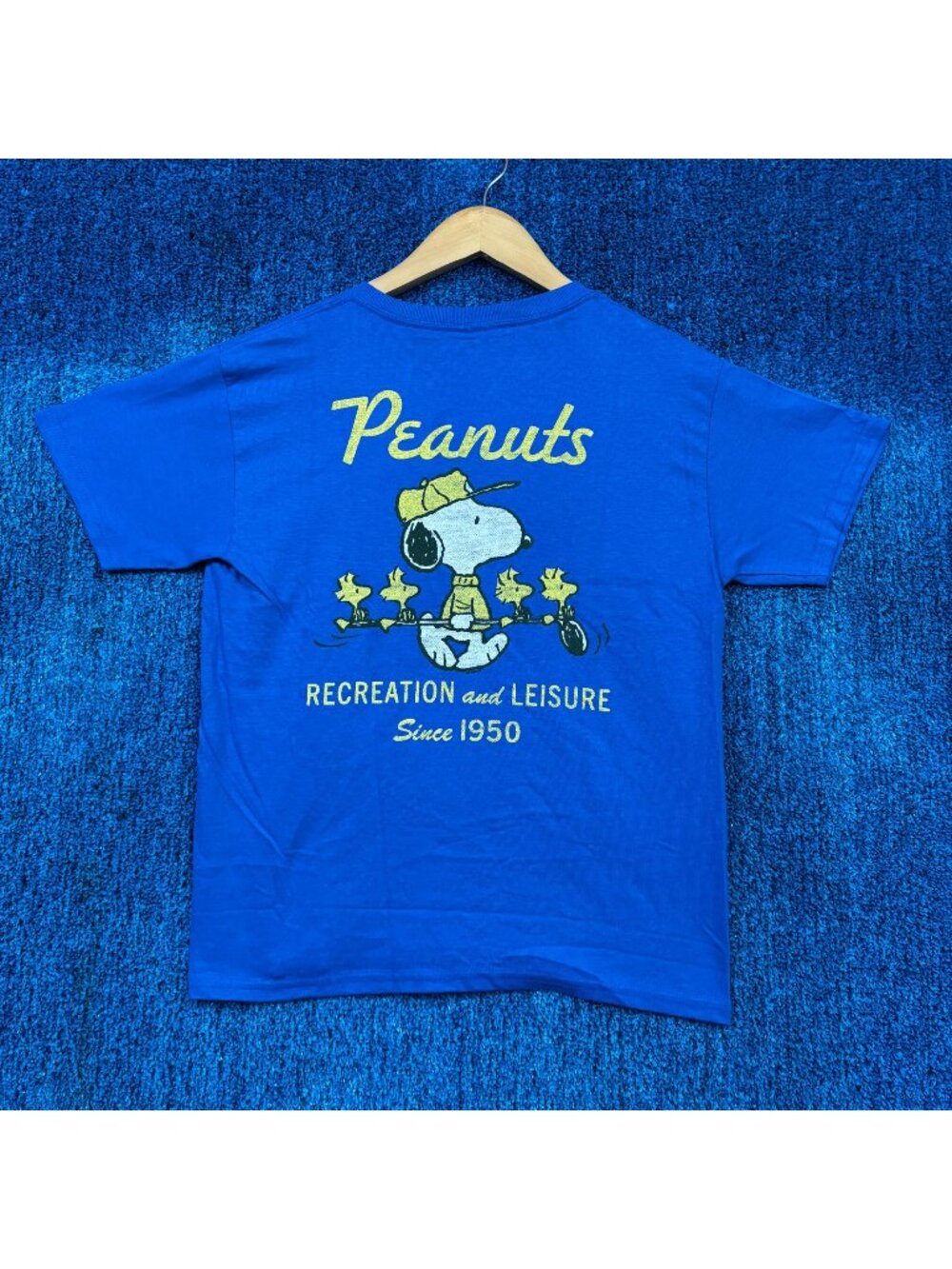 Peanuts Snoopy Cartoon Blue T-Shirt Size Medium